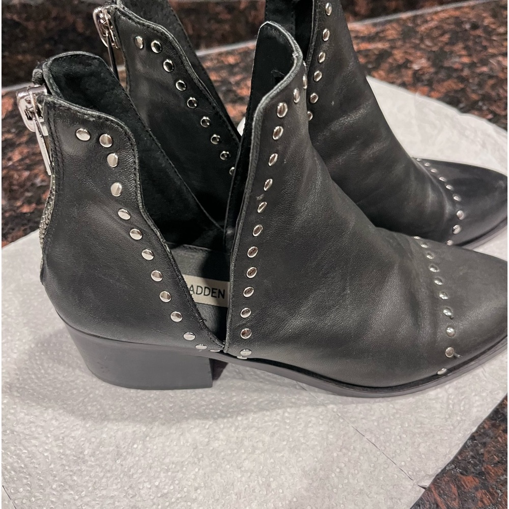Steven Madden Studded Boots Lovely